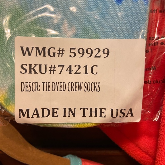 3/$10 ❤️☀️”Easy to see you & keep you safe in a crowd” Bright Young Fun bundle🌈 - Picture 8 of 11